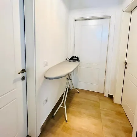 The Place 2, Qerret Apartment *