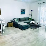 The Place 2, Qerret Apartment