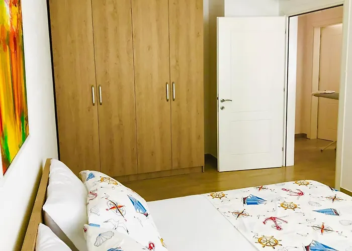 Appartamento The Place 2, Qerret *