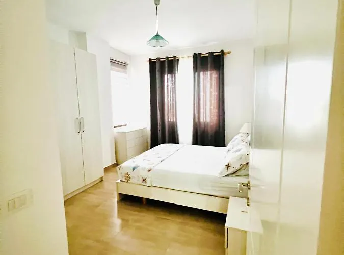 The Place 2, Qerret * Golem (Tirana)